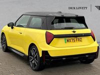 Usado Mini Cooper SE Hatch 158 kW (215 CV) 2025 Amarillo Utilitario