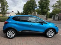 Used Renault Captur Dynamique 88 HP (64 kW) 2017 Blue SUV