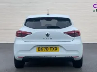 Used Renault Clio Version S 100 HP (73 kW) 2021 White Hatchback
