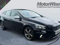 Gebraucht Volvo V40 R-Design 190 PS (139 kW) 2015 Schwarz Kleinwagen