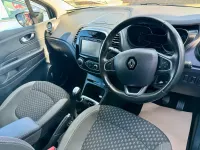 Used Renault Captur Dynamique 90 HP (66 kW) 2018 Blue/black SUV