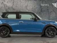 Usado Mini Cooper Classic 134 CV (98 kW) 2022 Azul Utilitario
