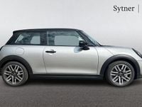 Usado Mini Cooper Hatch 113 kW (154 HP) 2025 Prateado Citadino