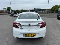 Second-hand Vauxhall Insignia Elite 163 CP (119 kW) 2015 Alb Hatchback