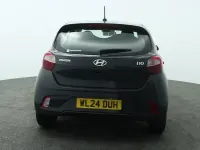 Używany Hyundai i10 Advanced 84 KM (61 kW) 2024 Szary Hatchback
