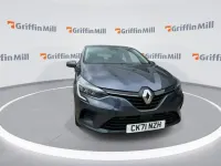 Used Renault Clio V Play 89 HP (65 kW) 2021 Grey