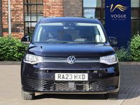 Usado VW Caddy Life 2023 Preto Monovolume