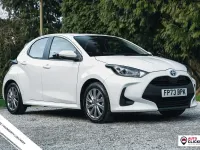 Used Toyota Yaris 116 HP (85 kW) 2023 White Hatchback
