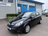 Second-hand Vauxhall Corsa Design Edition 85 CP (62 kW) 2014 Negru Hatchback