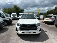 Used Toyota HiLux 201 HP (147 kW) 2021 White Pickup
