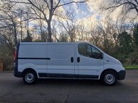 Used Vauxhall Vivaro 115 HP (84 kW) 2010 White MPV