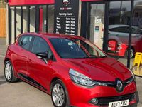 Used Renault Clio IV Dynamique 75 HP (55 kW) 2013 Red Hatchback