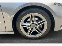 Begagnad Mercedes A200 Executive 161 HK (118 kW) 2024 Grå Halvkombi