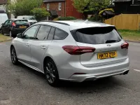 Usado Ford Focus ST-Line 2023 Plateado Familiar