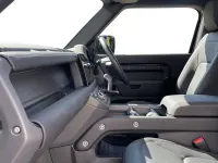 Used Land Rover Defender SE Dynamic 246 HP (180 kW) 2024 Santorini black SUV
