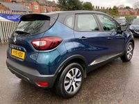 Second-hand Renault Captur Play 90 CP (66 kW) 2019 Albastru SUV