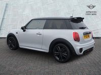 Używany Mini Cooper Hatch 134 KM (98 kW) 2020 Srebrny Hatchback