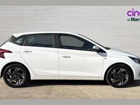 Used Hyundai i20 SE 100 HP (73 kW) 2021 White Hatchback