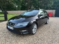Usado Seat Leon FR 150 CV (110 kW) 2016 Negro Familiar