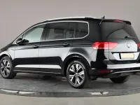 Used VW Touran SEL 150 HP (110 kW) 2022 Black MPV