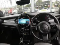 Używany Mini Cooper S Level 2 135 kW (184 KM) 2022 Czarny Hatchback