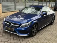 Usado Mercedes C220 AMG line 170 HP (125 kW) 2018 Azul Coupé
