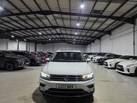 Used VW Tiguan SEL 180 HP (132 kW) 2017 White SUV