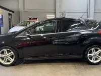 Used Ford Focus Titanium 125 HP (91 kW) 2015 Black Hatchback