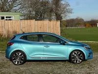 Used Renault Clio V Version S 90 HP (66 kW) 2021 Blue Hatchback