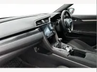 Used Honda Civic SR 118 HP (86 kW) 2020 Crystal black Hatchback