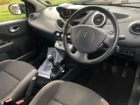 Used Renault Twingo Dynamique 2013 White Hatchback