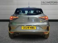 Used Renault Clio Evolution 90 HP (66 kW) 2024 Grey Hatchback