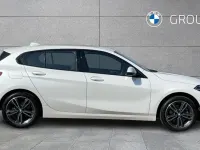 Used BMW 118 Sport Line 134 HP (98 kW) 2021 White Hatchback