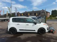 Used Citroën C3 Picasso Platinum 100 HP (73 kW) 2016 White MPV