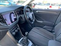 Used VW T-Roc Design 150 HP (110 kW) 2018 Blue SUV