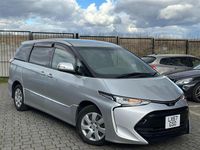 Usado Toyota Estima 2017 Plateado Monovolumen