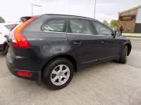 Usado Volvo XC60 175 HP (128 kW) 2010 Cinzento SUV