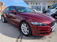 Used Jaguar XE Prestige 240 HP (176 kW) 2015 Red Sedan