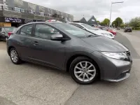 Begagnad Honda Civic EX 150 HK (110 kW) 2012 Grå Halvkombi