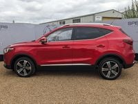 Usado MG ZS Exclusive 111 HP (81 kW) 2020 Vermelho Sedan