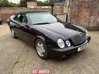 Used Mercedes CLK320 Elegance 2001 Blue Cabriolet