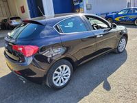 used Alfa Romeo Giulietta 2.0 JTDM-2 Business 5dr