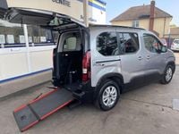 Używany Peugeot Rifter Allure 2025 Szary Minivan