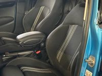 Usado Mini Cooper S Classic 192 HP (141 kW) 2019 Azul Citadino