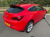Used Vauxhall Astra SRi 136 HP (100 kW) 2015 Red Coupe