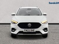 Used MG ZS Exclusive 111 HP (81 kW) 2022 Solid  arctic white Sedan