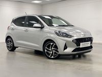 Begagnad Hyundai i10 Premium 2020 Silver Halvkombi
