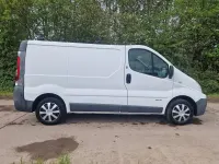 Begagnad Renault Trafic 115 HK (84 kW) 2010 Vit Minibuss