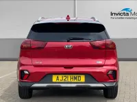 Second-hand Kia Niro 141 CP (103 kW) 2021 Roșu SUV