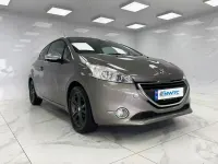 Begagnad Peugeot 208 Allure 82 HK (60 kW) 2016 Grå Halvkombi